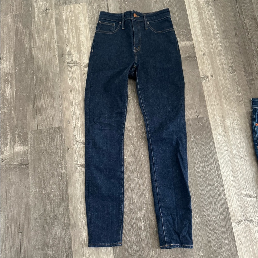 Madewell Curvy High rise skinny jeans size  dark wash 25